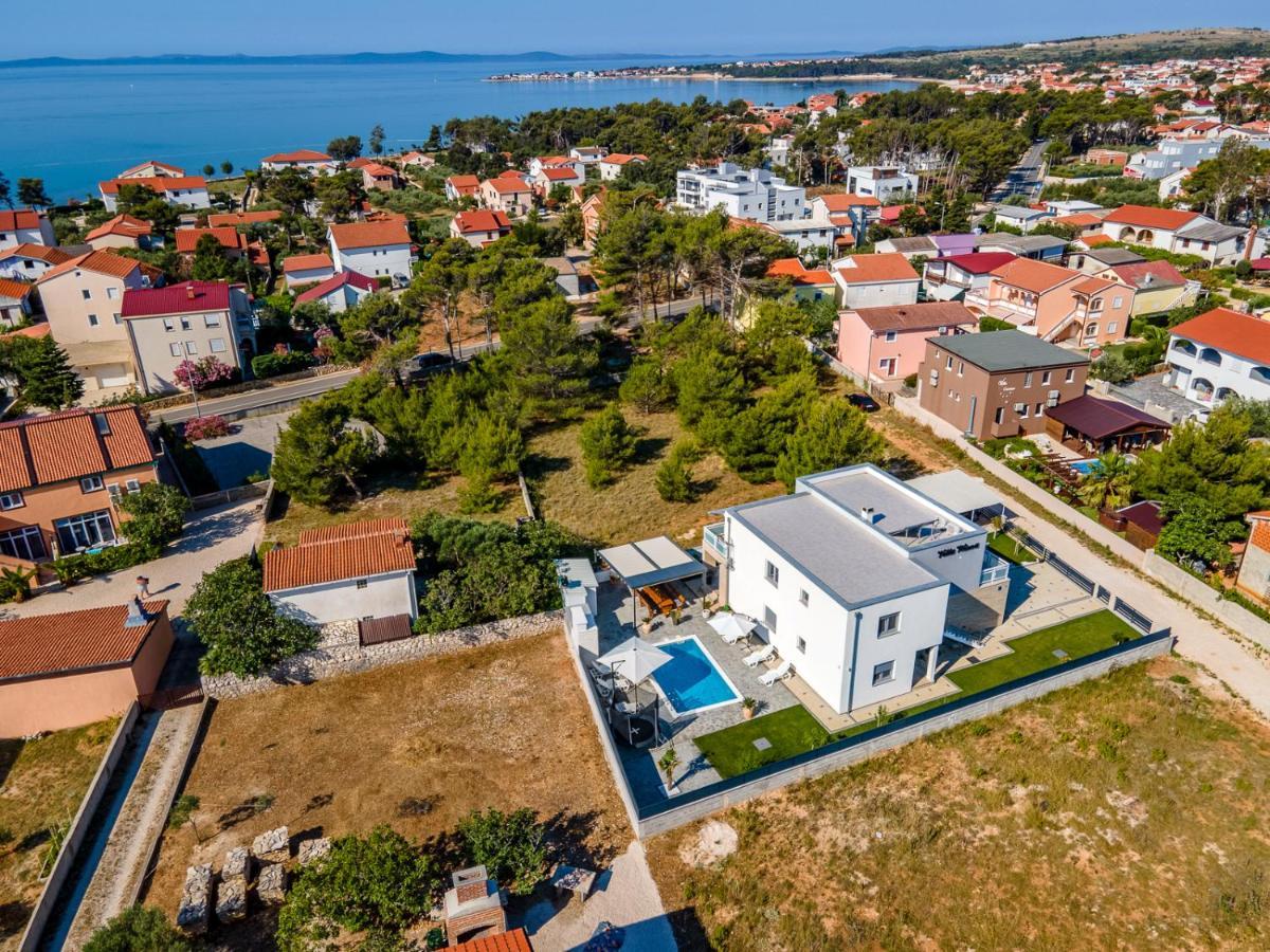 Villa Wiena Vir Exteriér fotografie
