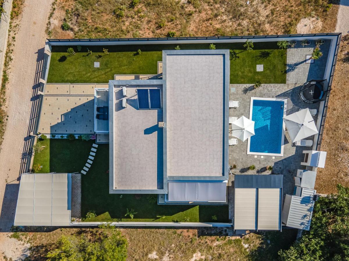 Villa Wiena Vir Exteriér fotografie