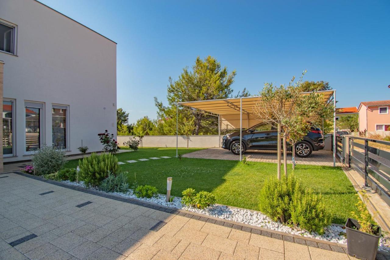 Villa Wiena Vir Exteriér fotografie