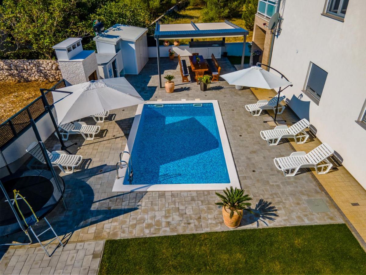 Villa Wiena Vir Exteriér fotografie